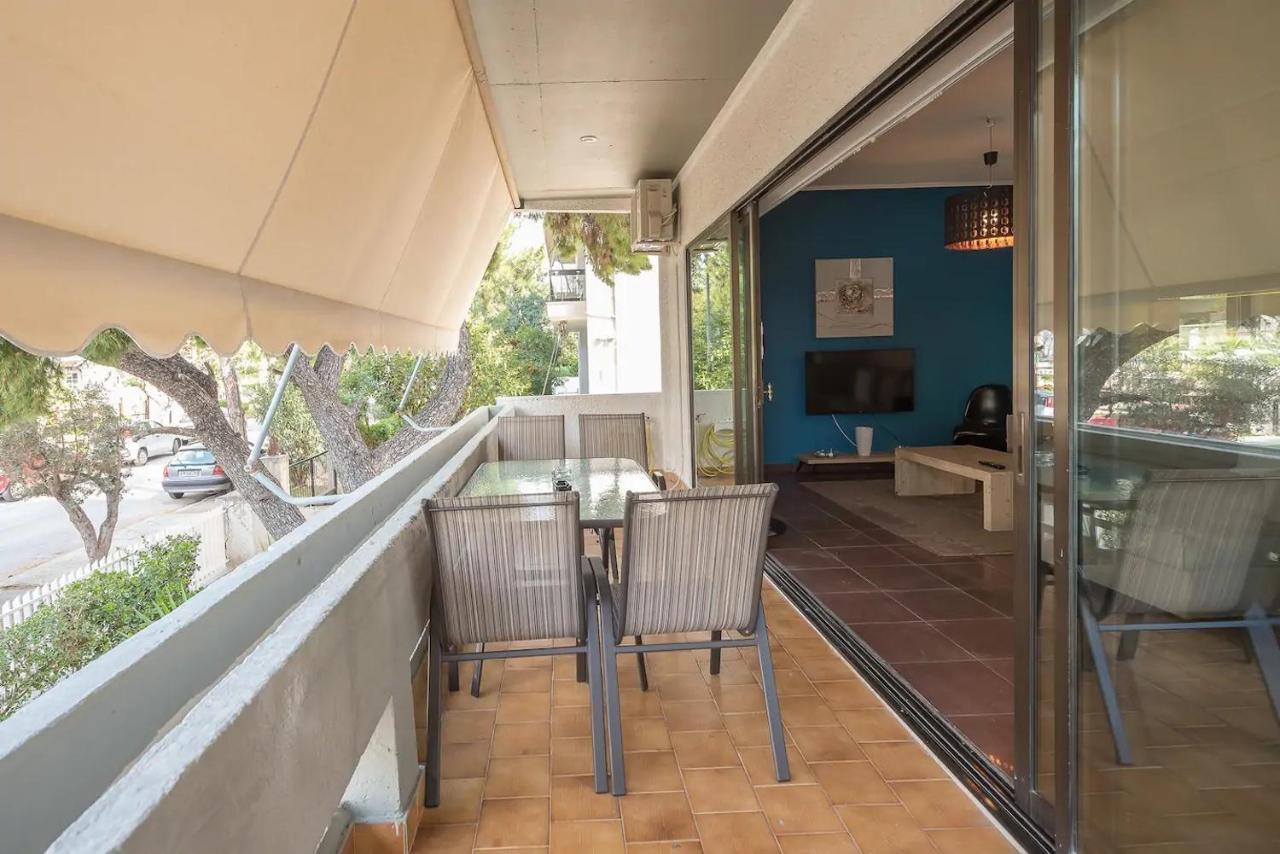 Glyfada Glass-Walled Designed Apt Athens Exterior photo