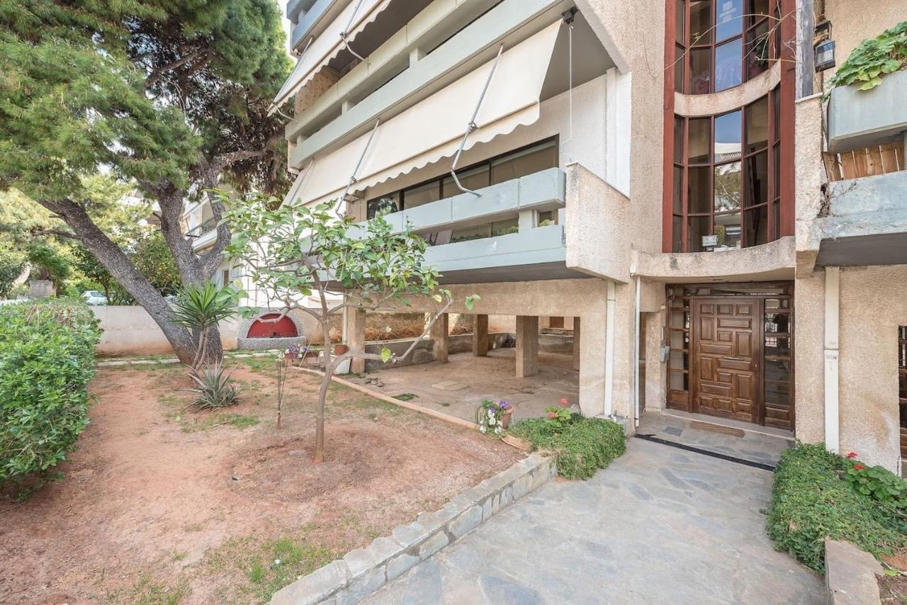 Glyfada Glass-Walled Designed Apt Athens Exterior photo